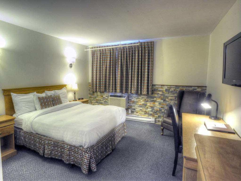 Hotel Continental Centre-Ville วาล-ดอร์ ภายนอก รูปภาพ